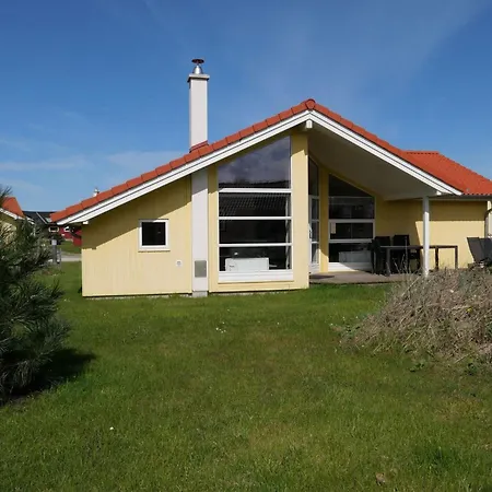 Retreat With Tennis Access * Großenbrode